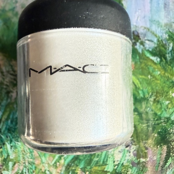MAC Cosmetics Other - MAC Iridescent Pigment Powder 26 ounce White
